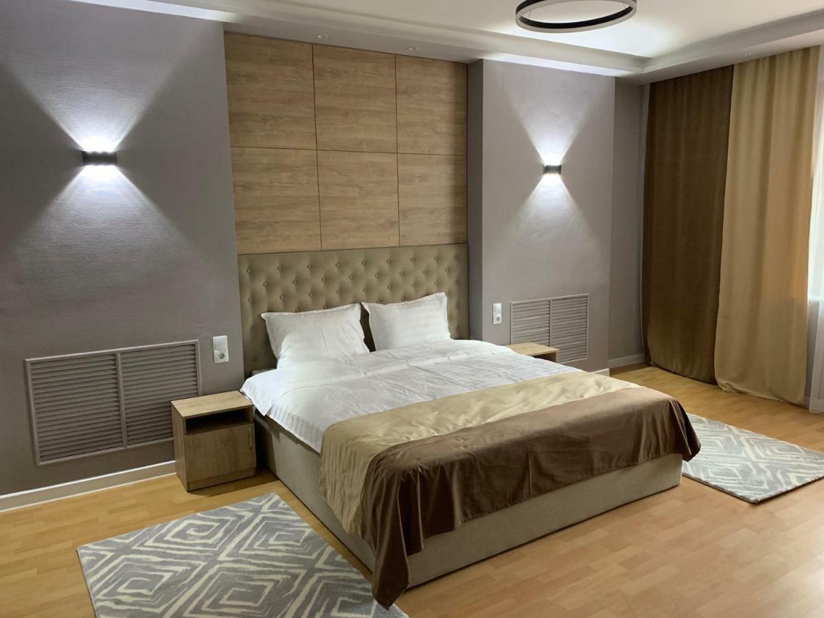 Kemer Lux Hotel อัสตานา ภายนอก รูปภาพ